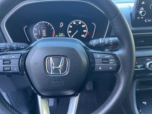 Used 2025 Honda Pilot EX-L image 21