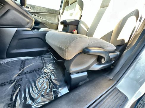 Used 2015 Honda CR-V LX image 14