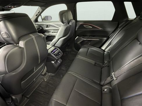 Used 2024 Cadillac Lyriq Luxury w/ LPO, Floor Liner Package image 31