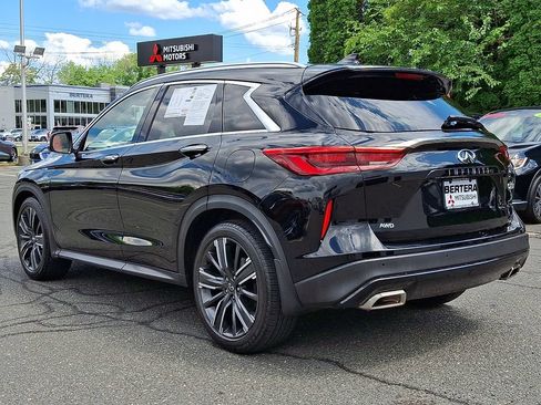 Used 2021 INFINITI QX50 Luxe w/ Appearance Package AWD/4WD image 4