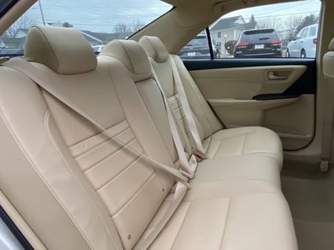 Used 2015 Toyota Camry XLE image 21