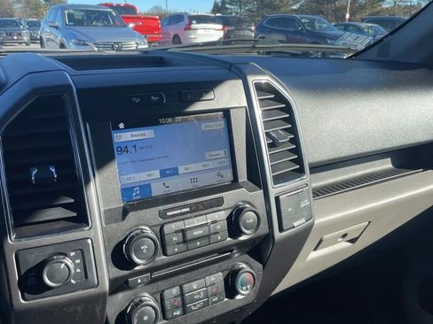 Used 2018 Ford F150 XLT w/ Equipment Group 302A Luxury image 11