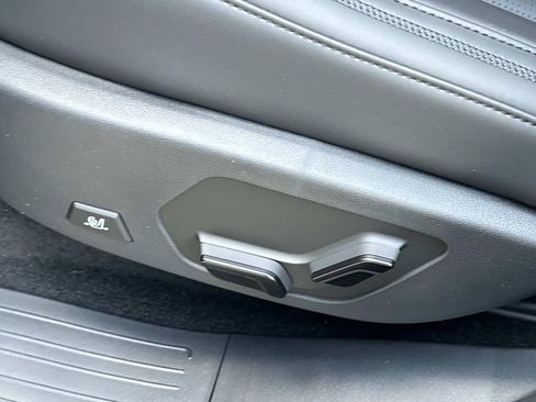 New 2025 Hyundai Santa Fe Calligraphy image 23