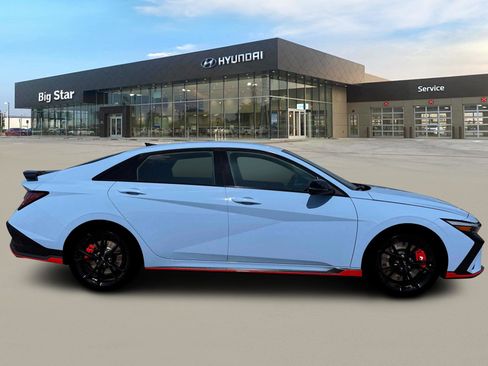 New 2026 Hyundai Elantra N FWD image 9