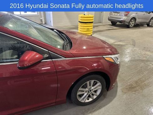 Used 2016 Hyundai Sonata SE image 21