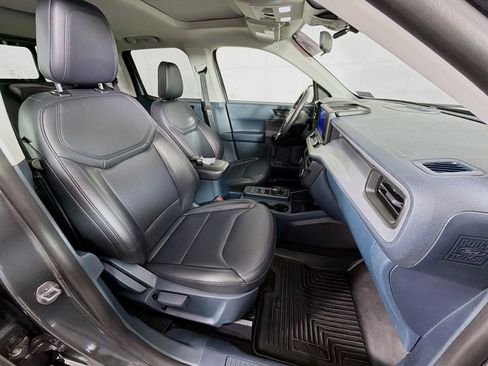 Used 2023 Ford Maverick Lariat w/ Lariat Luxury Package image 30