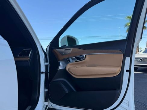 Used 2017 Volvo XC90 T8 Inscription w/ Luxury Package AWD/4WD image 35