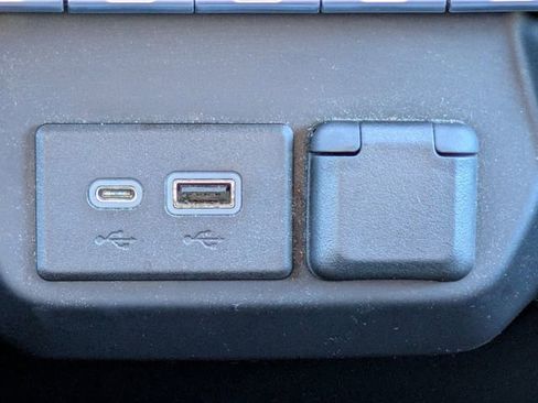 Used 2019 Chevrolet Silverado 1500 LT w/ All-Star Edition image 24