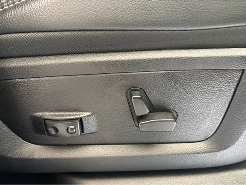 Used 2024 RAM 2500 Laramie AWD/4WD image 42