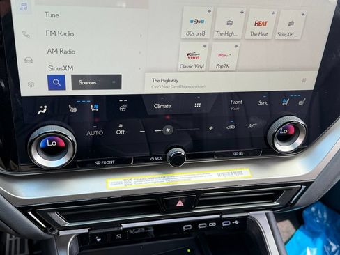 New 2026 Lexus TX 500h AWD image 20
