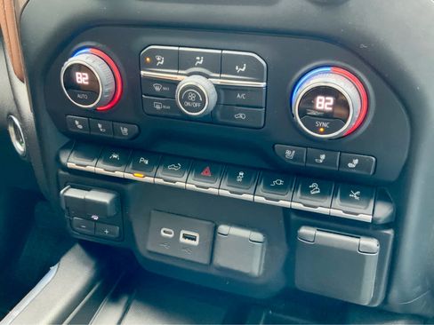 Used 2022 Chevrolet Silverado 1500 High Country w/ Technology Package image 50