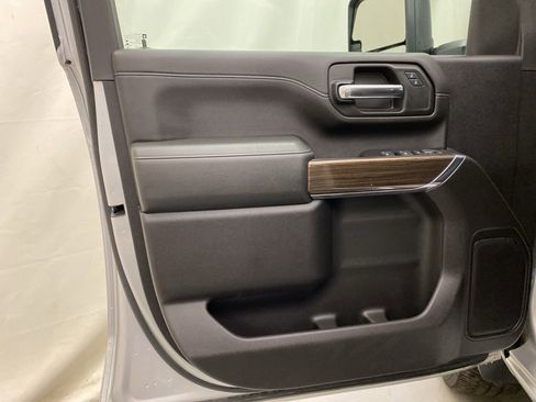 Used 2023 Chevrolet Silverado 2500 LT w/ Convenience Package image 10