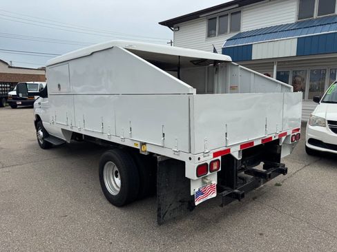 Used 2012 Ford E-450 and Econoline 450 Super Duty image 8