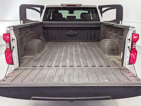 Used 2022 Chevrolet Silverado 1500 LT w/ Protection Package AWD/4WD image 17