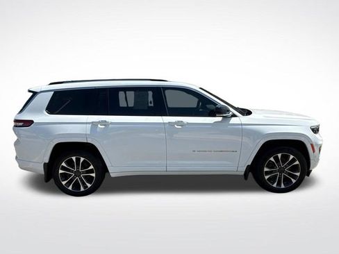 Used 2023 Jeep Grand Cherokee L Overland w/ MOPAR Finishing Package RWD image 12