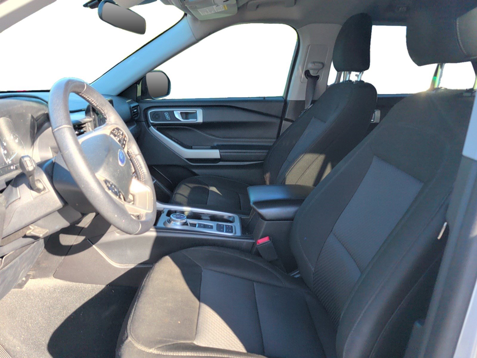 Certified 2024 Ford Explorer XLT RWD image 10