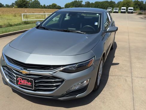 Used 2024 Chevrolet Malibu LT FWD image 4