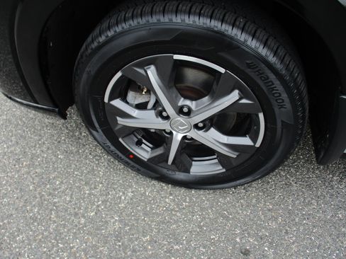 Certified 2024 Honda HR-V EX-L image 9