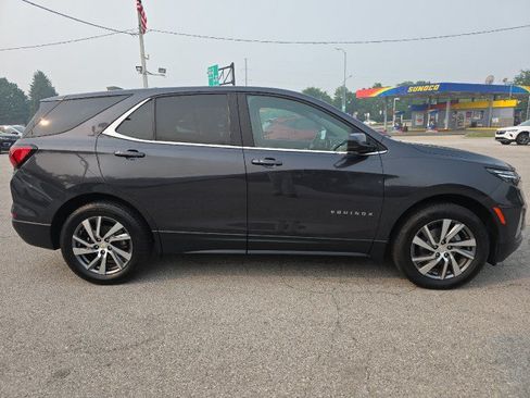 Used 2022 Chevrolet Equinox LT AWD/4WD image 8
