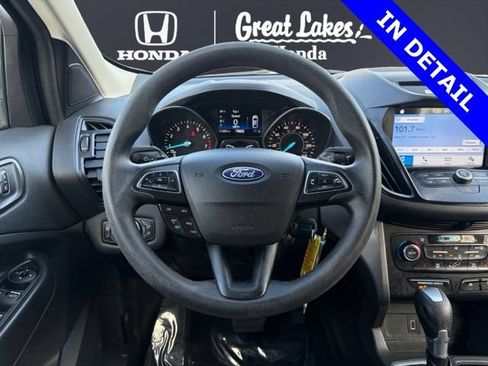 Used 2017 Ford Escape SE w/ Equipment Group 201A AWD/4WD image 12
