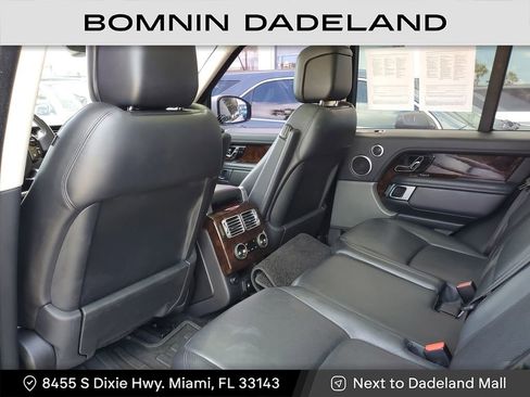 Used 2020 Land Rover Range Rover HSE image 10