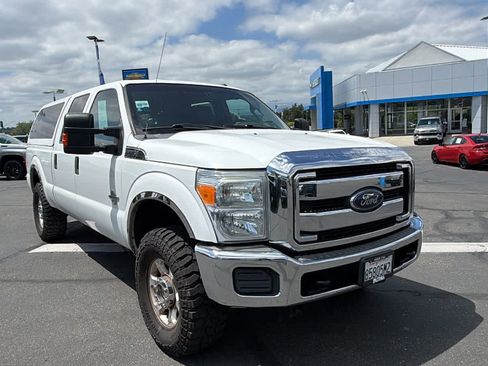 Used 2014 Ford F250 XLT AWD/4WD image 3