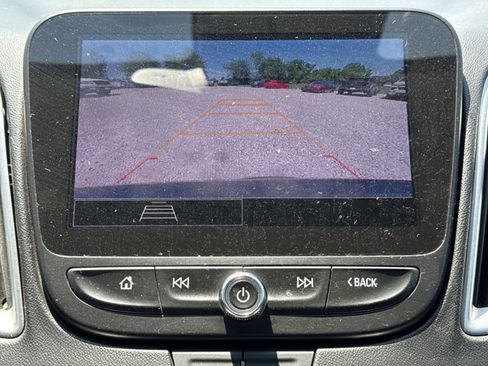 Used 2023 Chevrolet Malibu LT w/ Driver Confidence Package FWD image 5