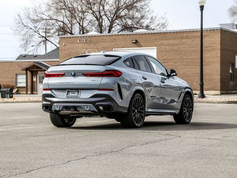 New 2026 BMW X6 xDrive40i w/ Executive Package image 5