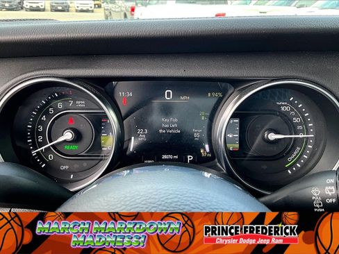 Used 2022 Jeep Wrangler Unlimited Rubicon 4xe w/ Steel Bumper Group image 17