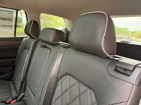 New 2026 Volkswagen Atlas SEL Premium R-Line AWD/4WD image 21