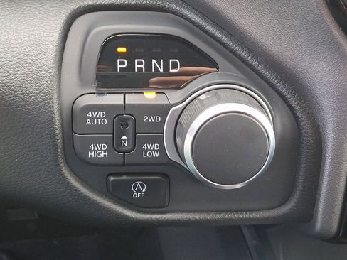 Used 2025 RAM 1500 Big Horn AWD/4WD image 14