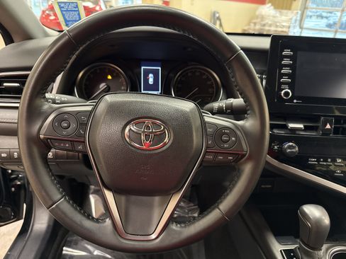 Used 2023 Toyota Camry SE FWD image 27