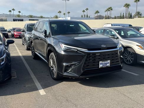 Used 2024 Lexus TX 350 FWD w/ Captains Chair Package image 2