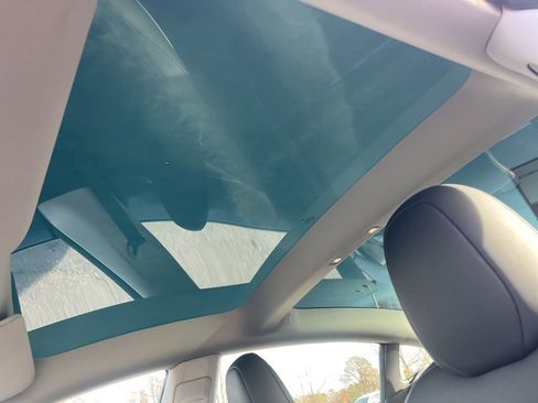 Used 2023 Tesla Model 3 Standard Range RWD image 12