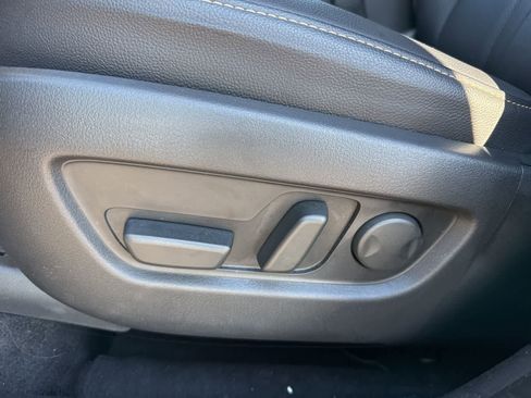 Used 2024 MAZDA CX-90 3.3 Turbo w/ Preferred Plus image 16