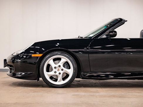 Used 2000 Porsche 911 Cabriolet image 27