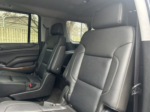 Used 2016 Chevrolet Suburban LTZ image 21