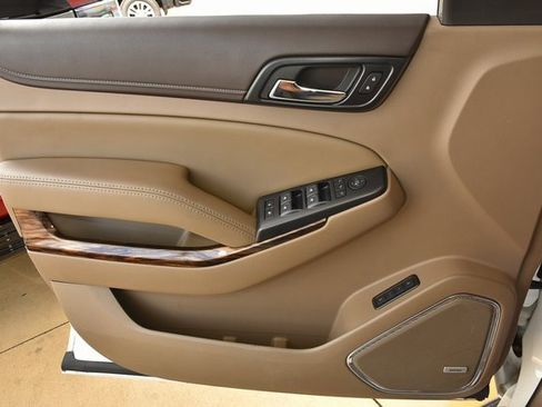 Used 2019 GMC Yukon XL SLT w/ Open Road Package image 13