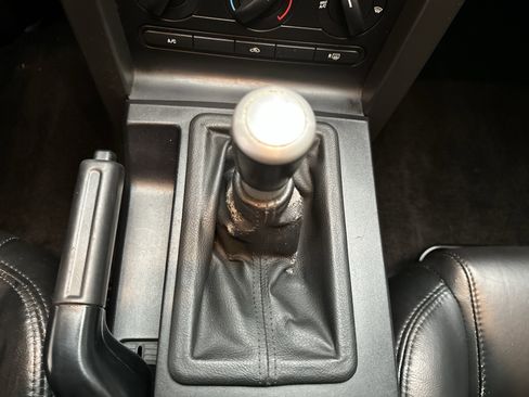 Used 2006 Ford Mustang GT image 27