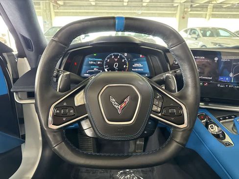 Used 2023 Chevrolet Corvette Stingray Premium Conv w/ Z51 Performance Package RWD image 15