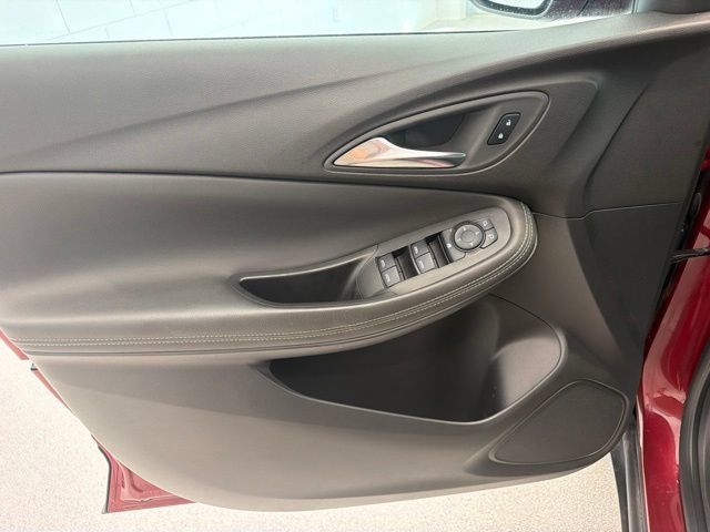 Used 2024 Buick Encore GX Preferred FWD image 13