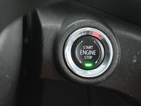 Used 2023 Chevrolet TrailBlazer LT w/ Convenience Package FWD image 27