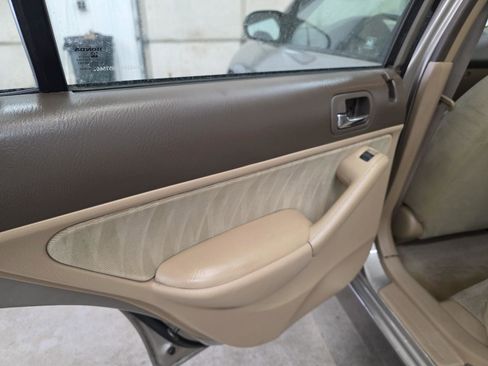 Used 2005 Honda Civic LX image 33