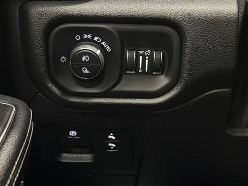 Used 2022 RAM 1500 Laramie image 38