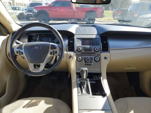 Used 2014 Ford Taurus SEL image 27