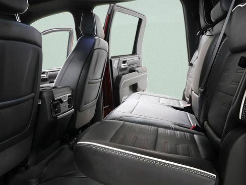 Used 2025 GMC Sierra 2500 AT4X AWD/4WD image 27