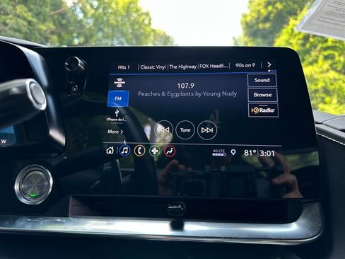 Used 2020 Chevrolet Corvette Stingray Coupe w/ 1LT image 19