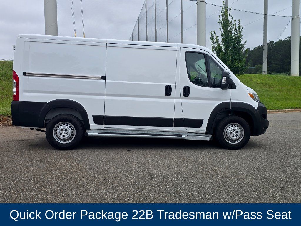 Used 2025 RAM ProMaster 2500 w/ U-Haul Equipment Group FWD image 2
