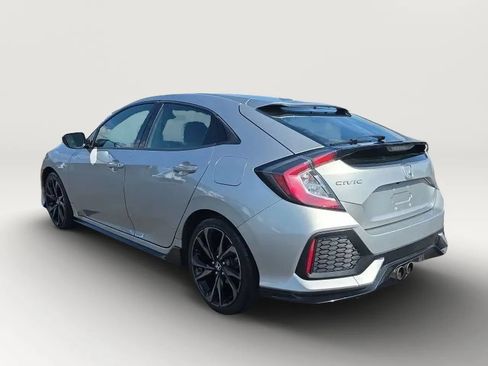 Used 2018 Honda Civic Sport image 6