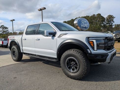 New 2025 Ford F150 Raptor image 2